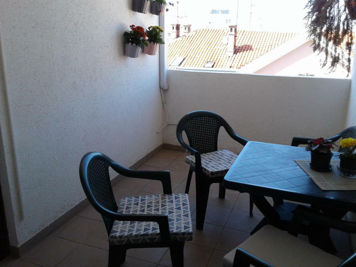 Sunny Place Apartment